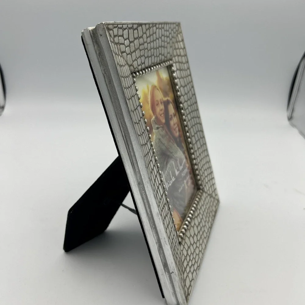 Nicole Miller Home Crocodile Silver 4 x 6 Photo Frame Solid Metal
