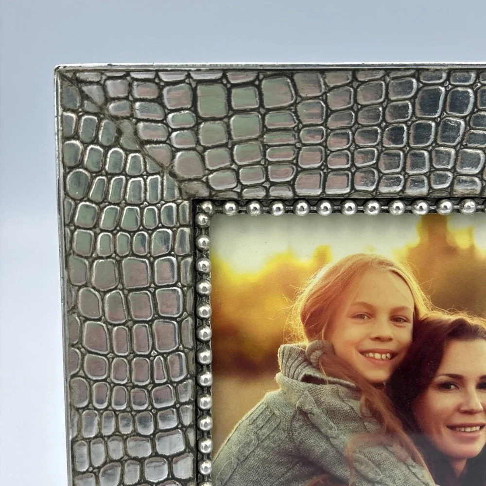 Nicole Miller Home Crocodile Silver 4 x 6 Photo Frame Solid Metal