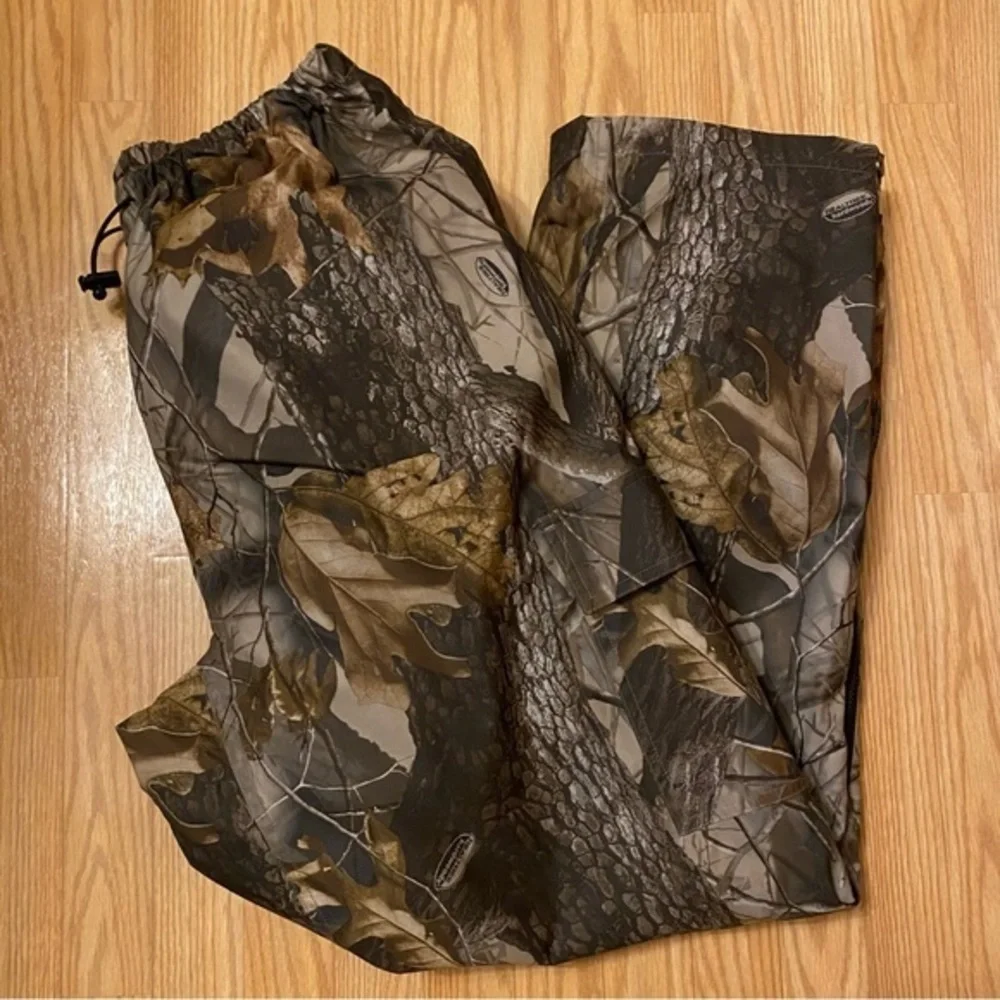 Field & Stream size large