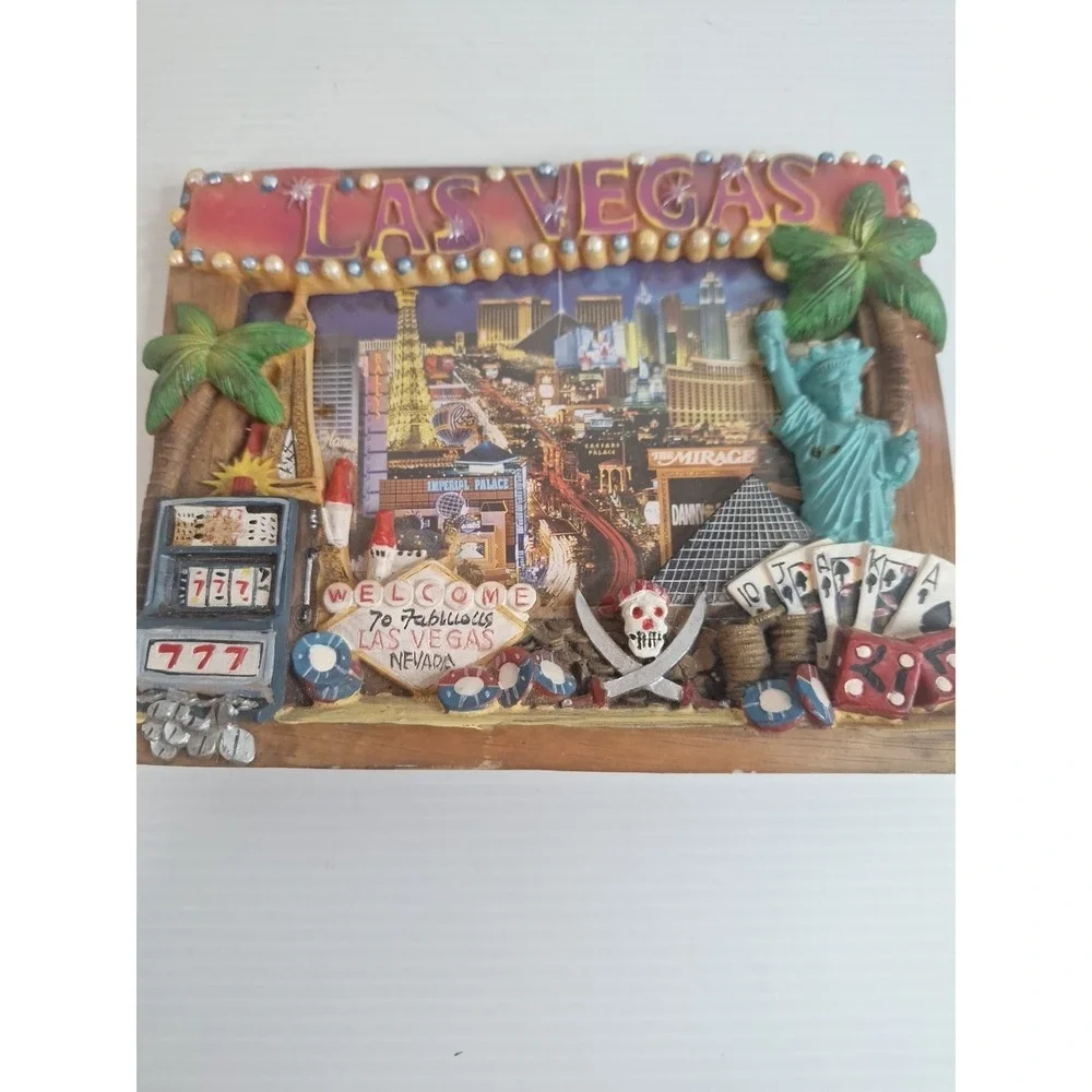 Vtg Welcome To Fabulous Las Vegas Nevada 3D Picture Photo Standing Frame Novelty