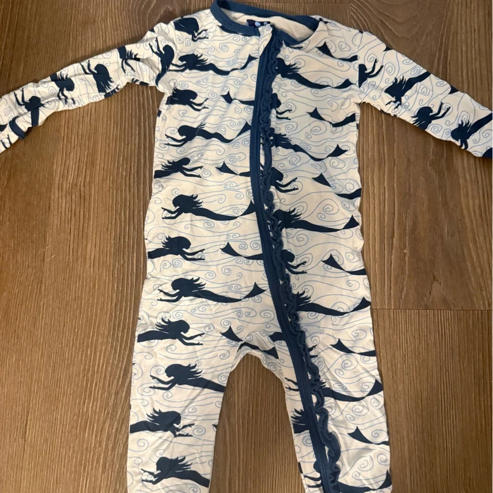NWOT Kickee Pants bamboo Natural Mermaid footie 12-18m