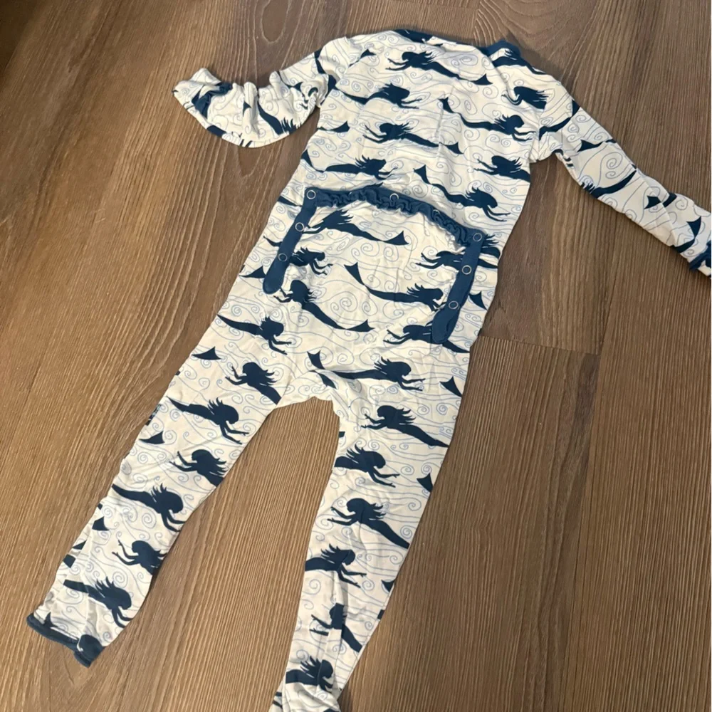 NWOT Kickee Pants bamboo Natural Mermaid footie 12-18m