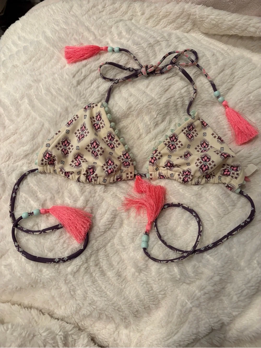 Victoria’s Secret Cream/Purple Triangle Tassel Bikini Top, Sz Medium