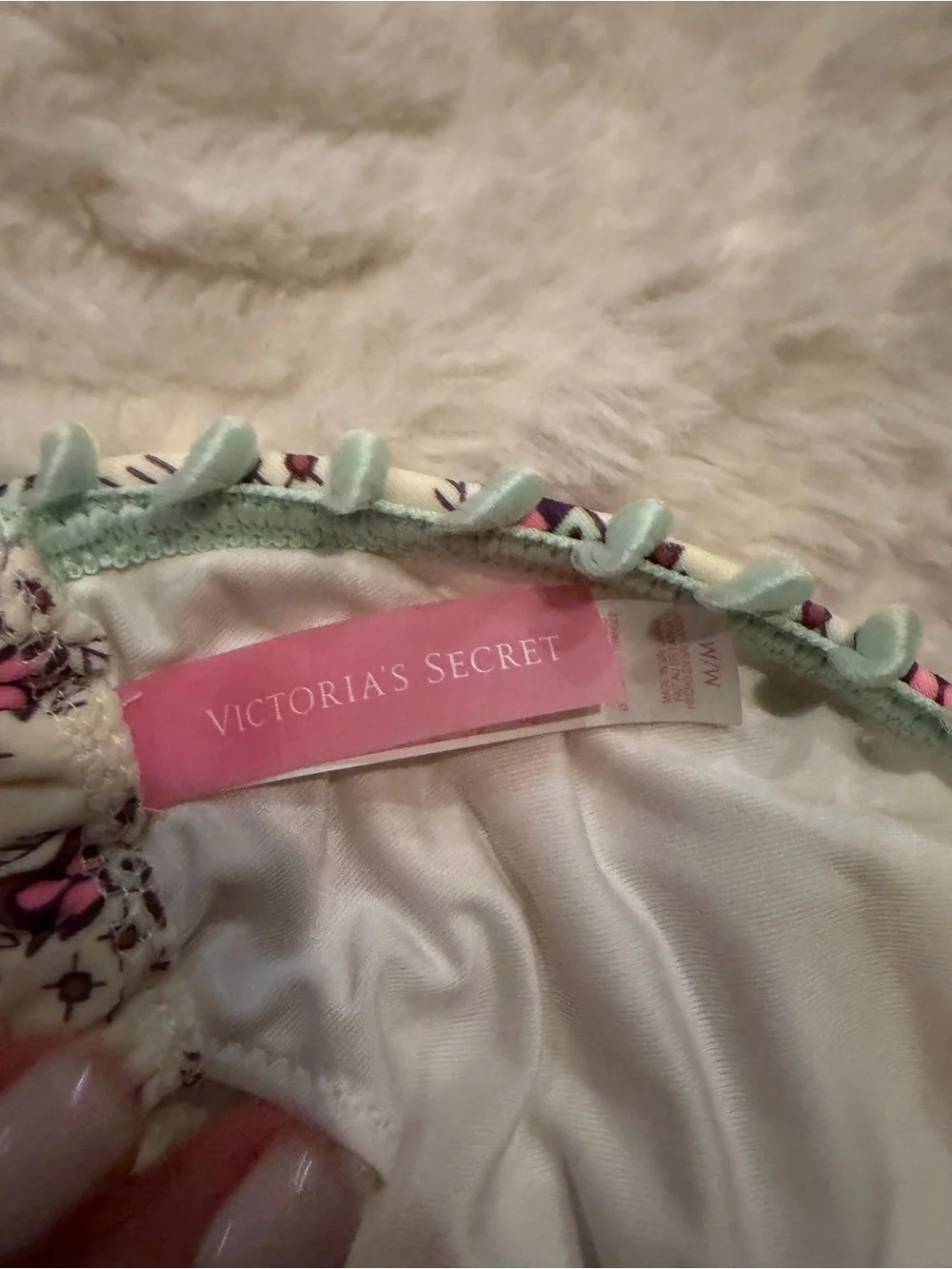 Victoria’s Secret Cream/Purple Triangle Tassel Bikini Top, Sz Medium