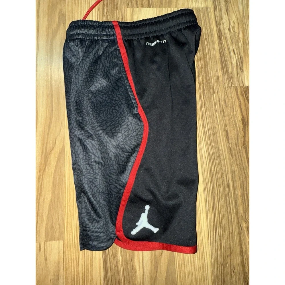 Jordan Nike Boys Basketball Athletic Shorts Dri-fit Sz 8 8/10‎ Small S Lot Of 2