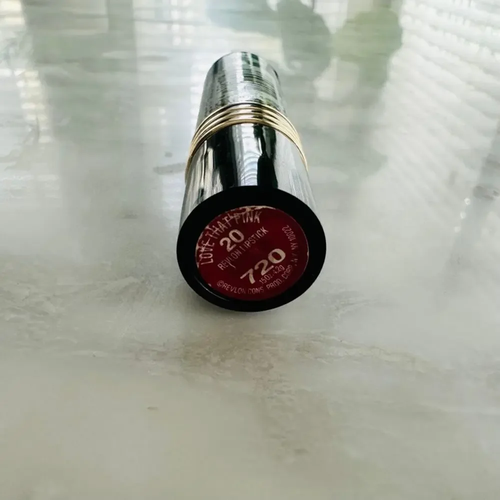 Revlon Super Lustrous Lipstick LOVE THAT PINK Creme #720 90's NEW Original RARE