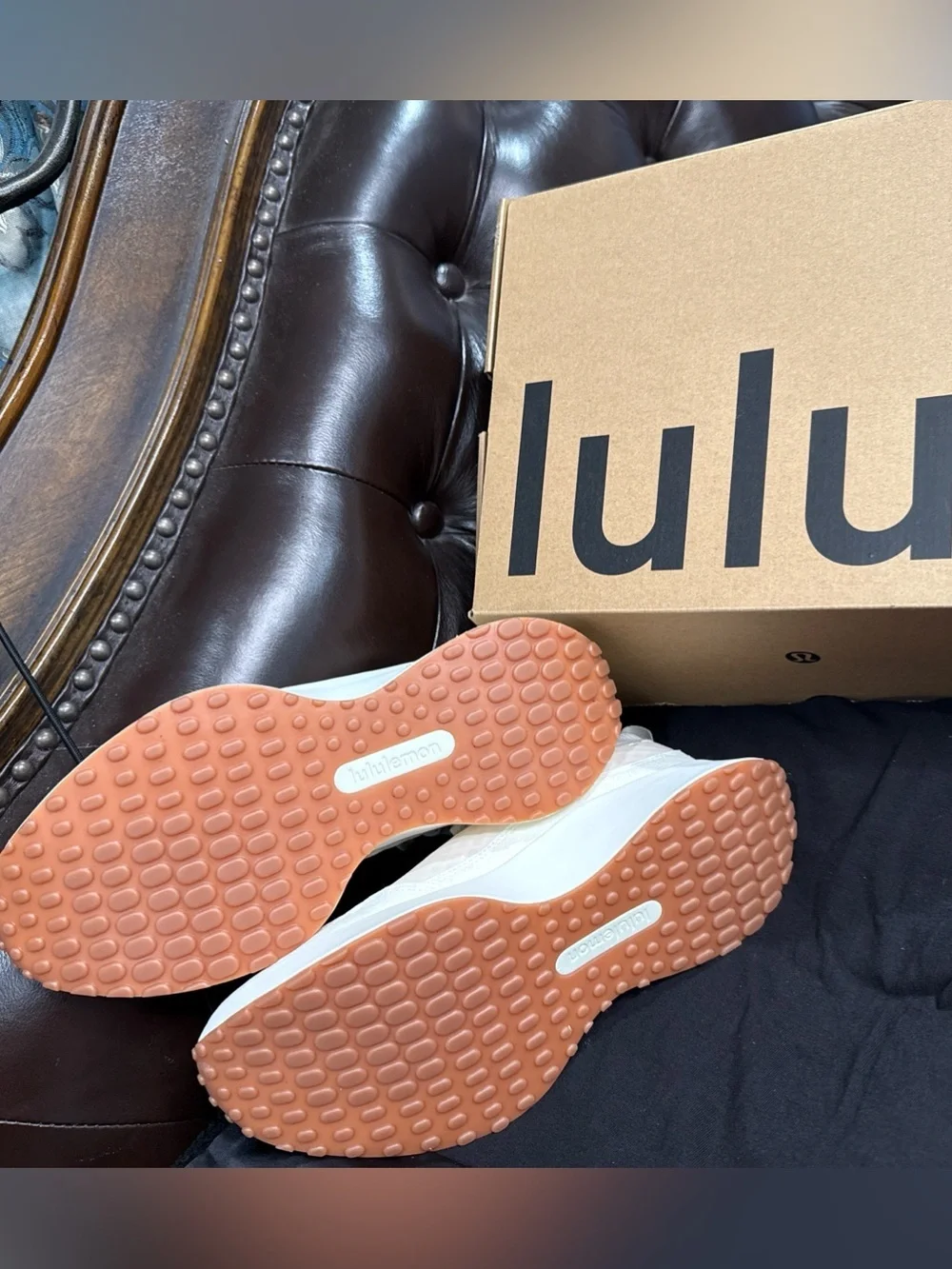 Lululemon CrossCity Sneaker Women’s Size 9 Cream Ivory Walking Shoes EU 41