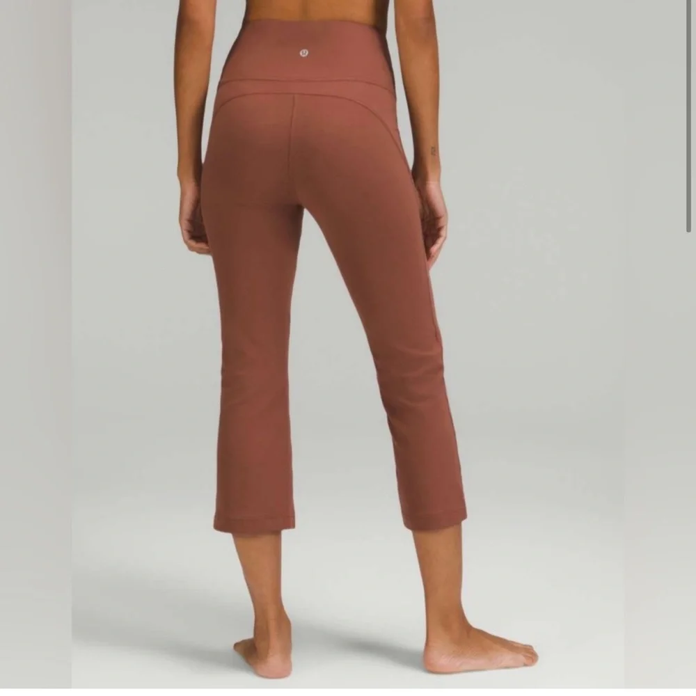 Lululemon Groove Super High Rise Crop Size 14