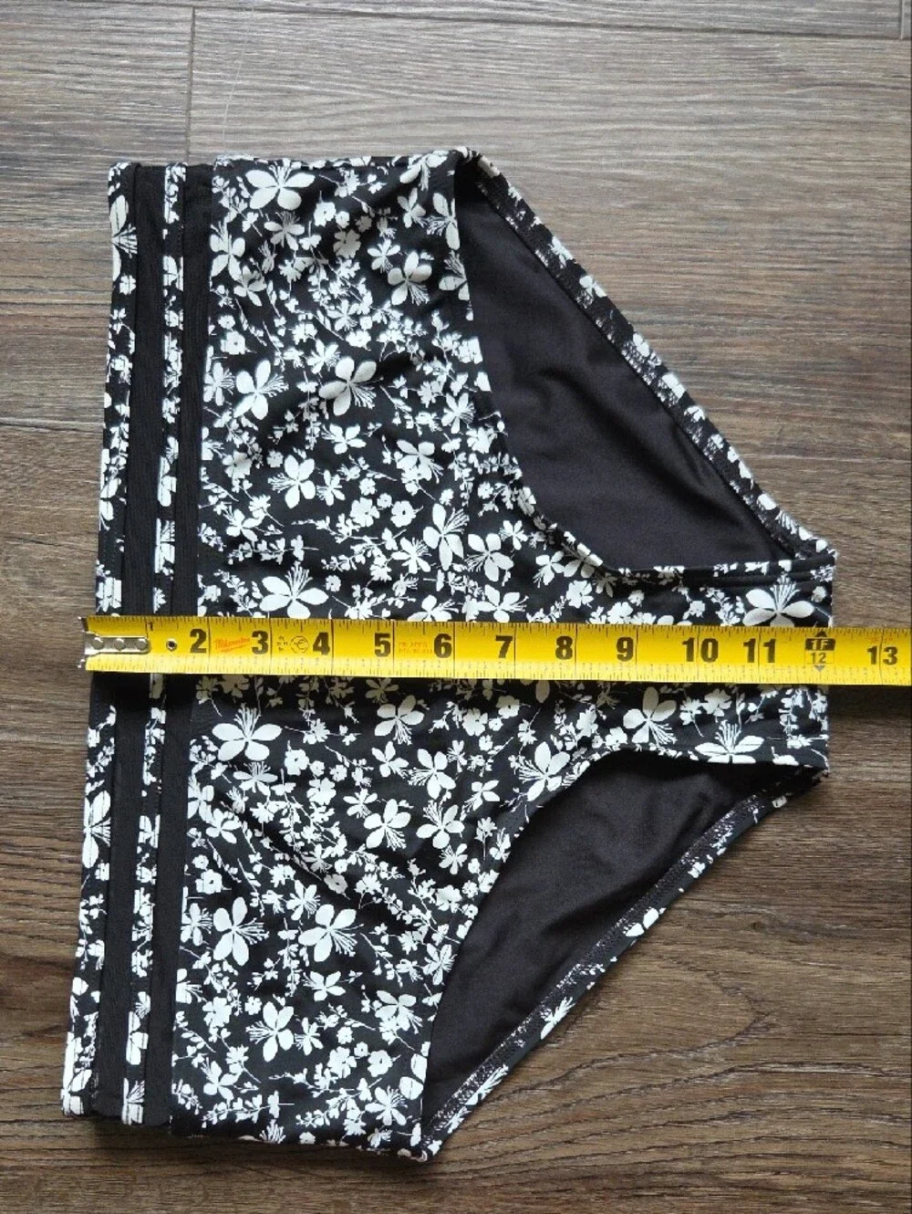 Tommy Hilfiger nwot has