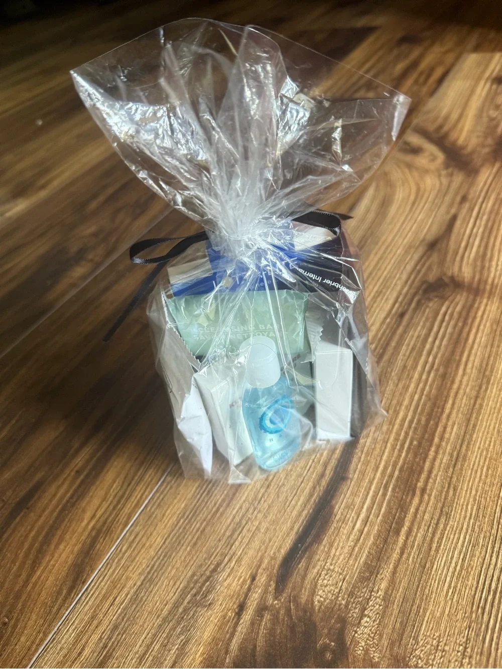 Lotta-Lite package includes