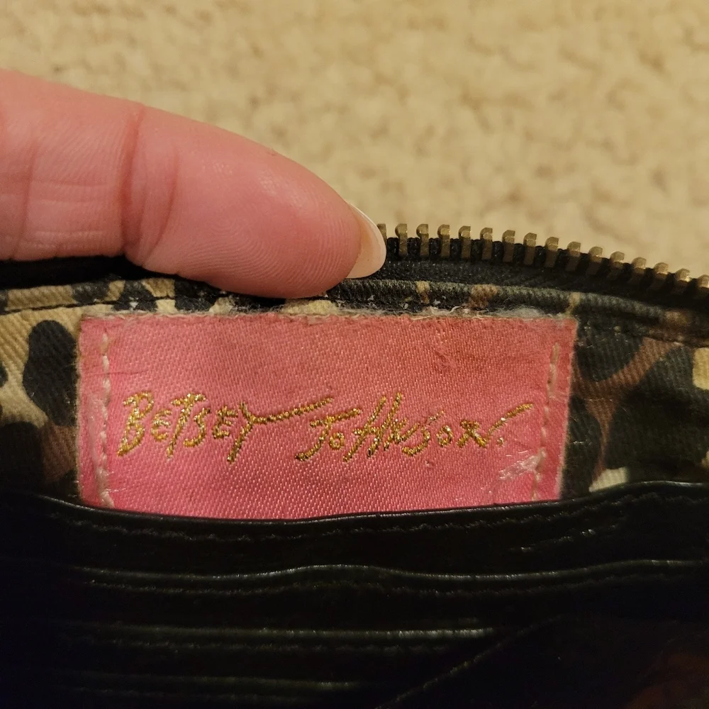 Rare Betsy Johnson Studded Black Heart Leather Clutch Chain‎ and Leather Strap