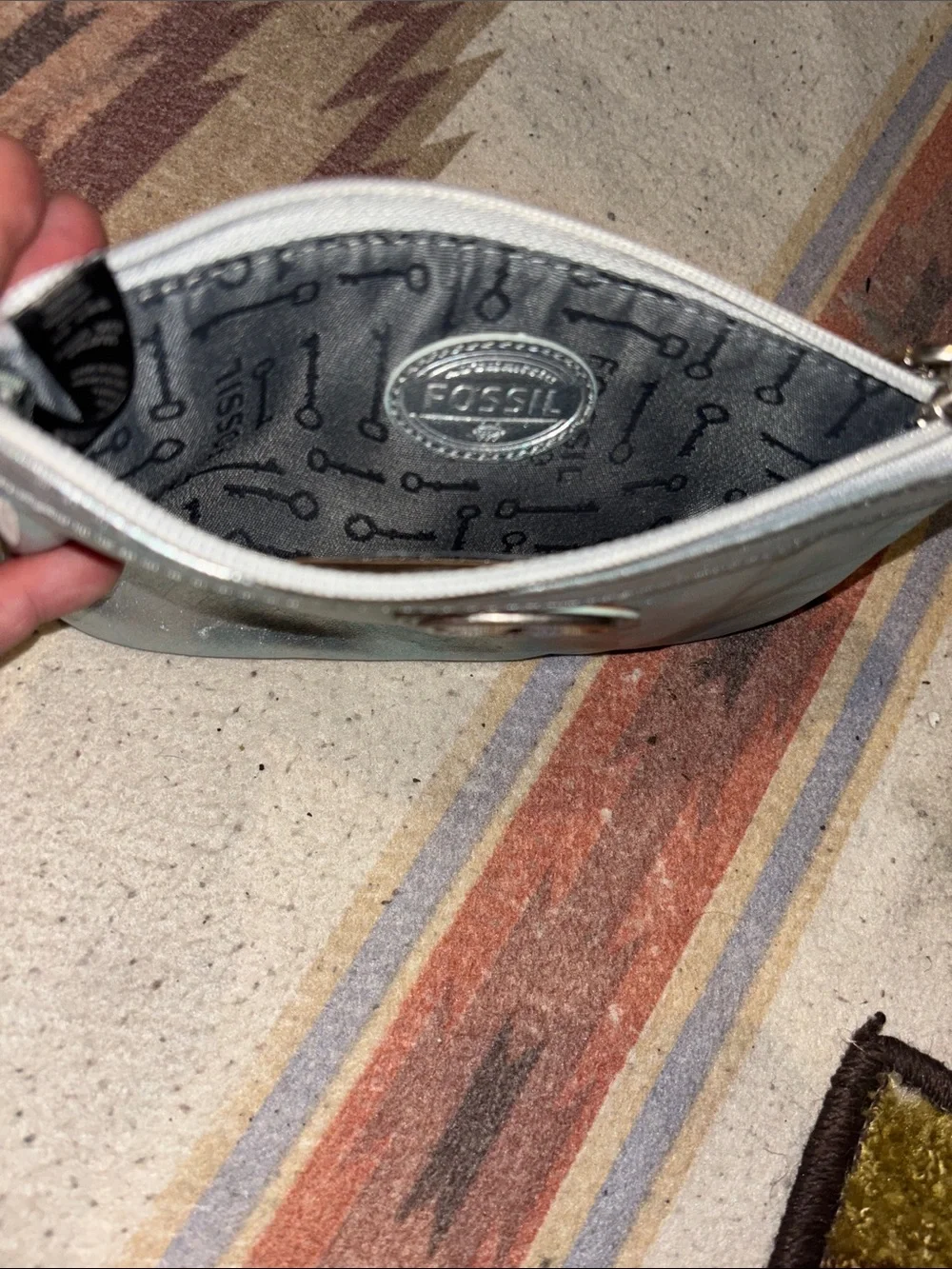 BRAND NEW Fossil Metallic Silver Women's Wristlet Clutch.