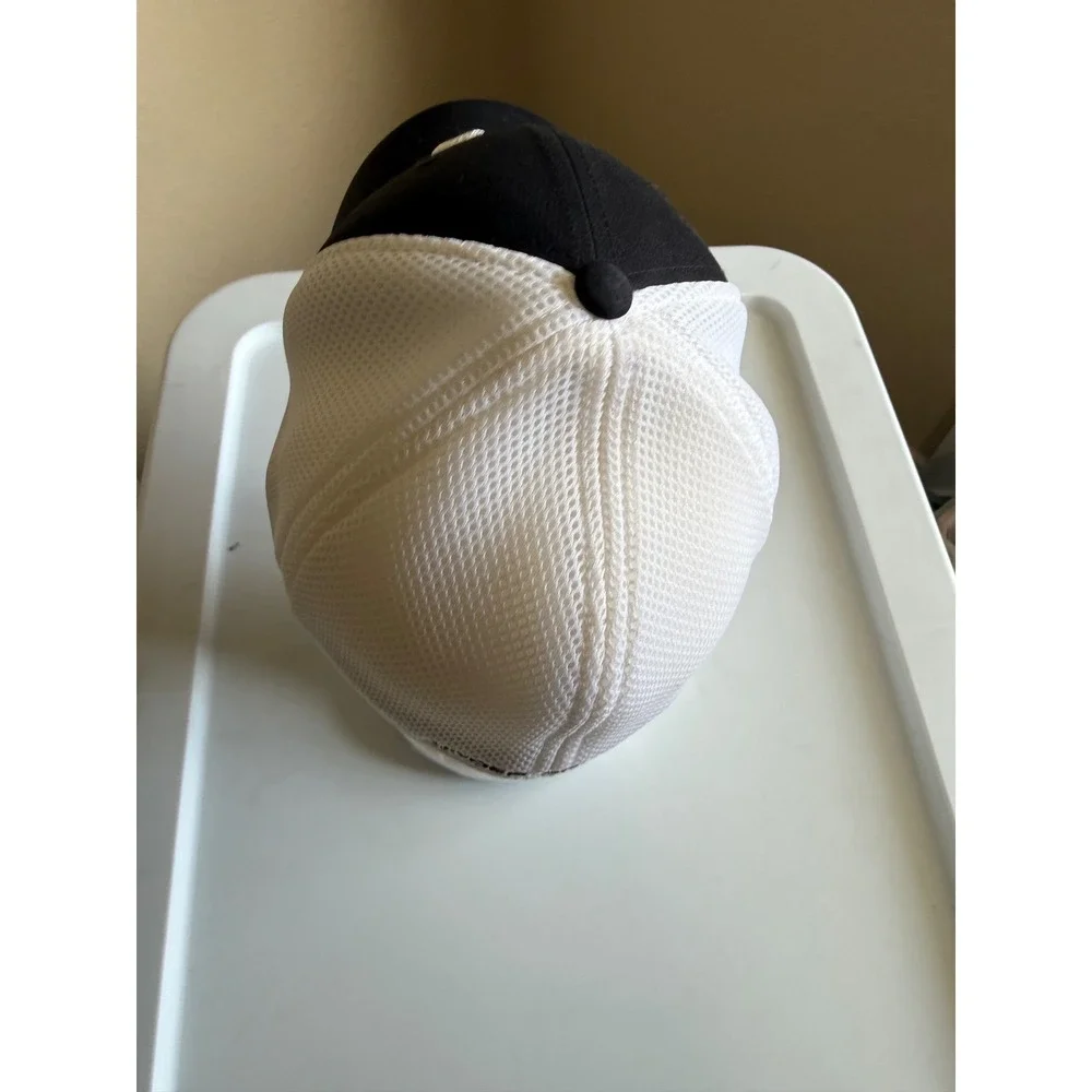 Under Armour Golf Mesh Back Stretch Fit Hat Black White Mens L/XL Classic Fit